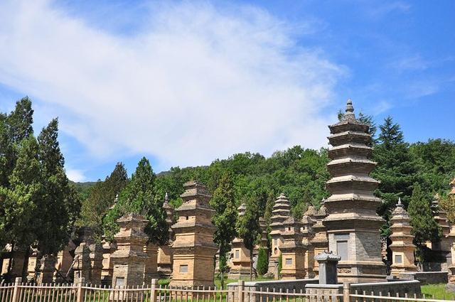 嵩山少林寺在哪个城市-嵩山少林寺在哪个城市地址在哪里